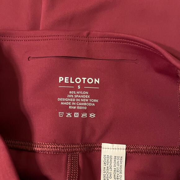 Peloton Women's Move Mission Rib Insert Legging in Maroon Size Small - Picture 5 of 7